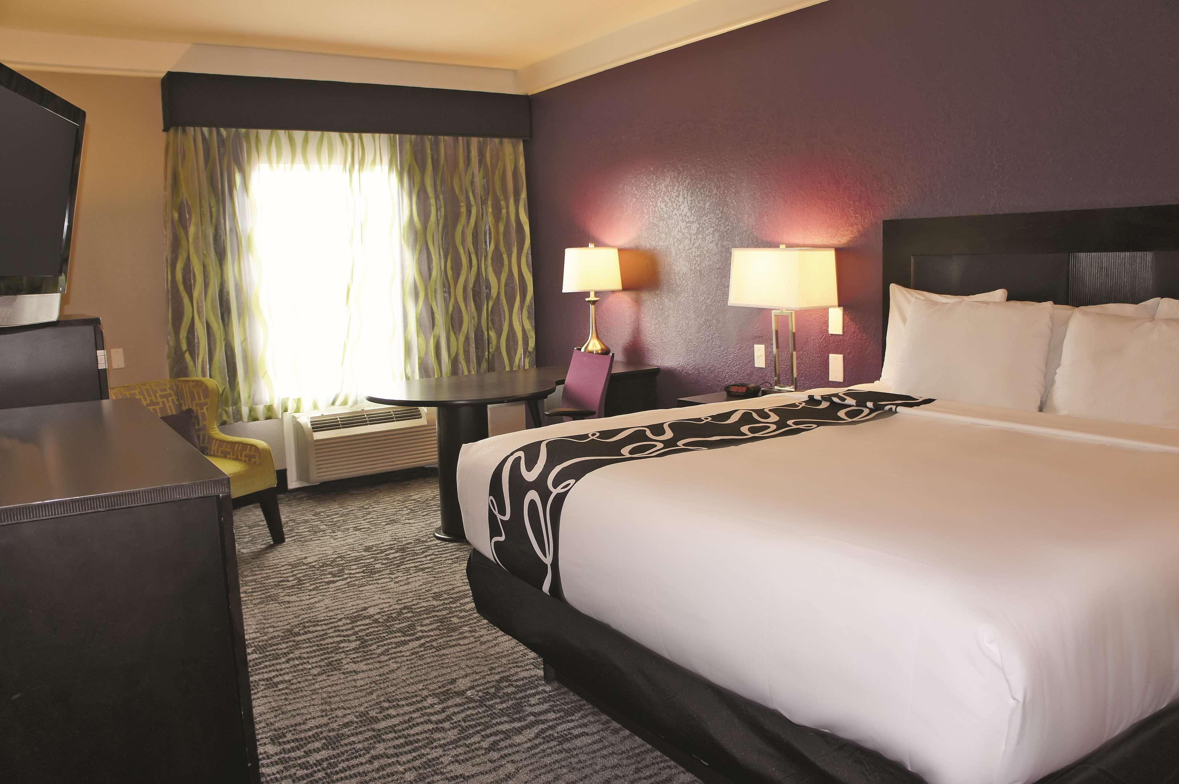 Hotel La Quinta By Wyndham Pearland Exterior foto