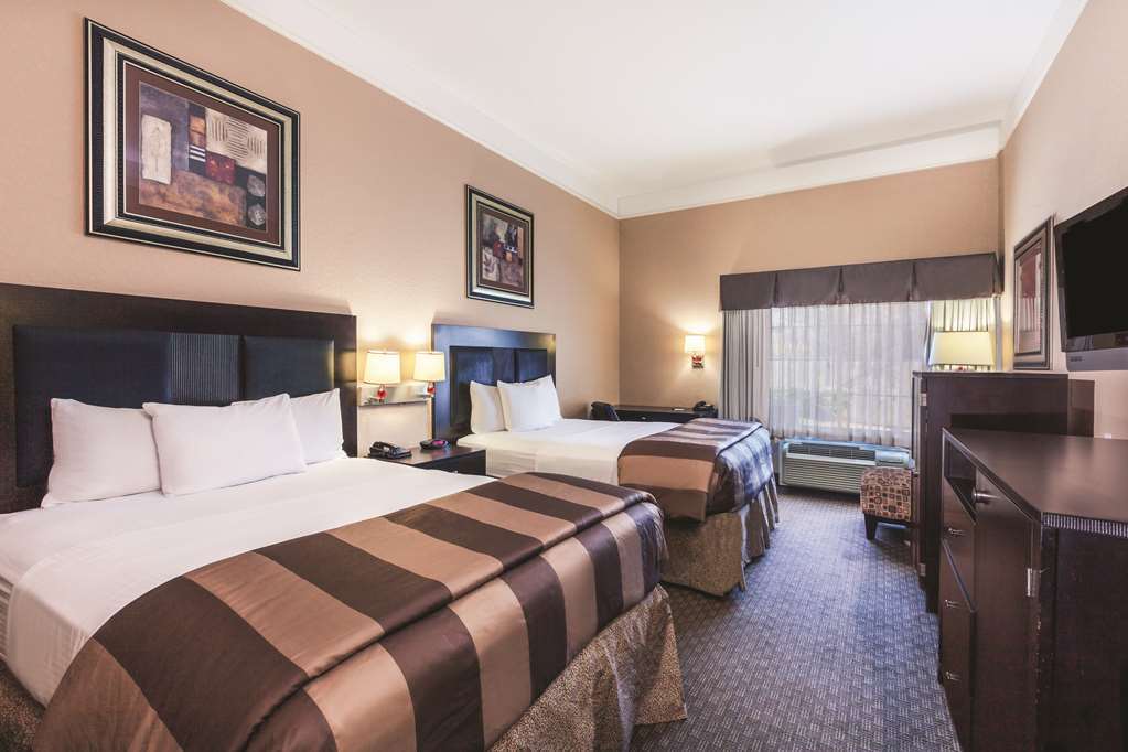 Hotel La Quinta By Wyndham Pearland Habitación foto