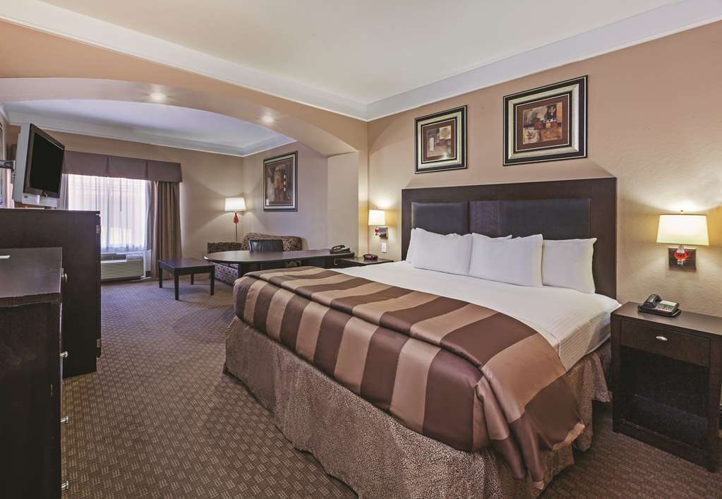 Hotel La Quinta By Wyndham Pearland Habitación foto