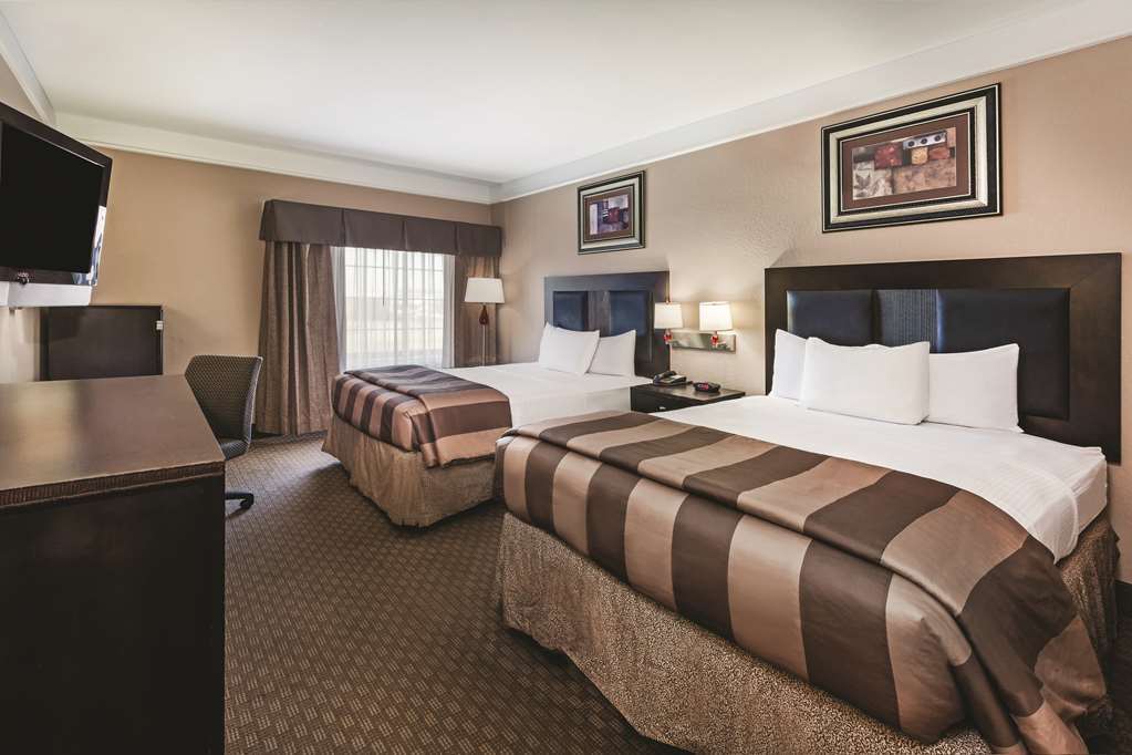 Hotel La Quinta By Wyndham Pearland Habitación foto
